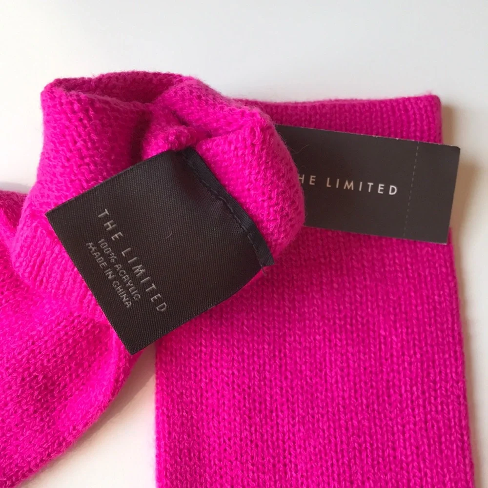 The Limited Knit Gloves